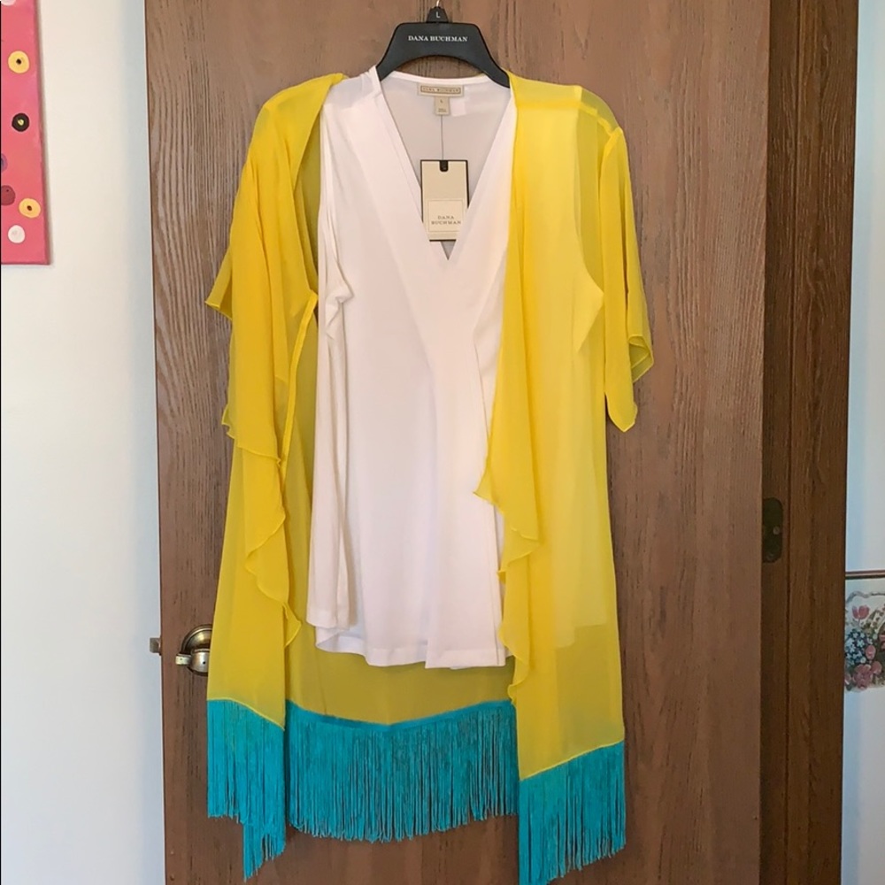 White Dana Buchman Sleeveless Top L